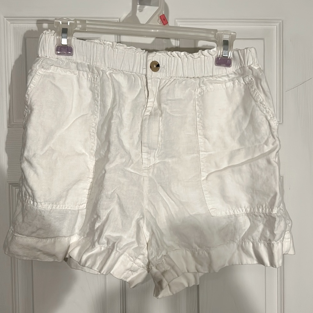 Lou and grey loft white shorts size M